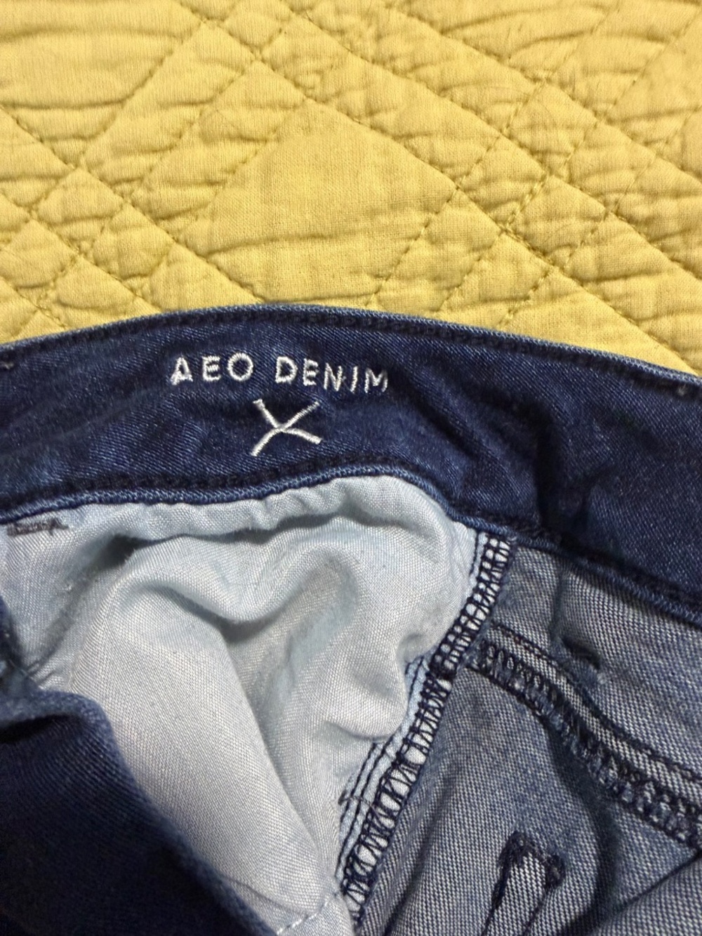 American Eagle High-Rise Jegging Size 2 - Picture 5 of 5
